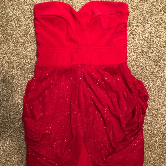 Red sparkling homecoming dress - Picture 3 of 4
